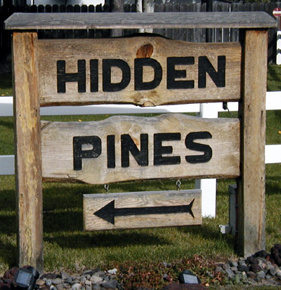 Hidden Pines sign